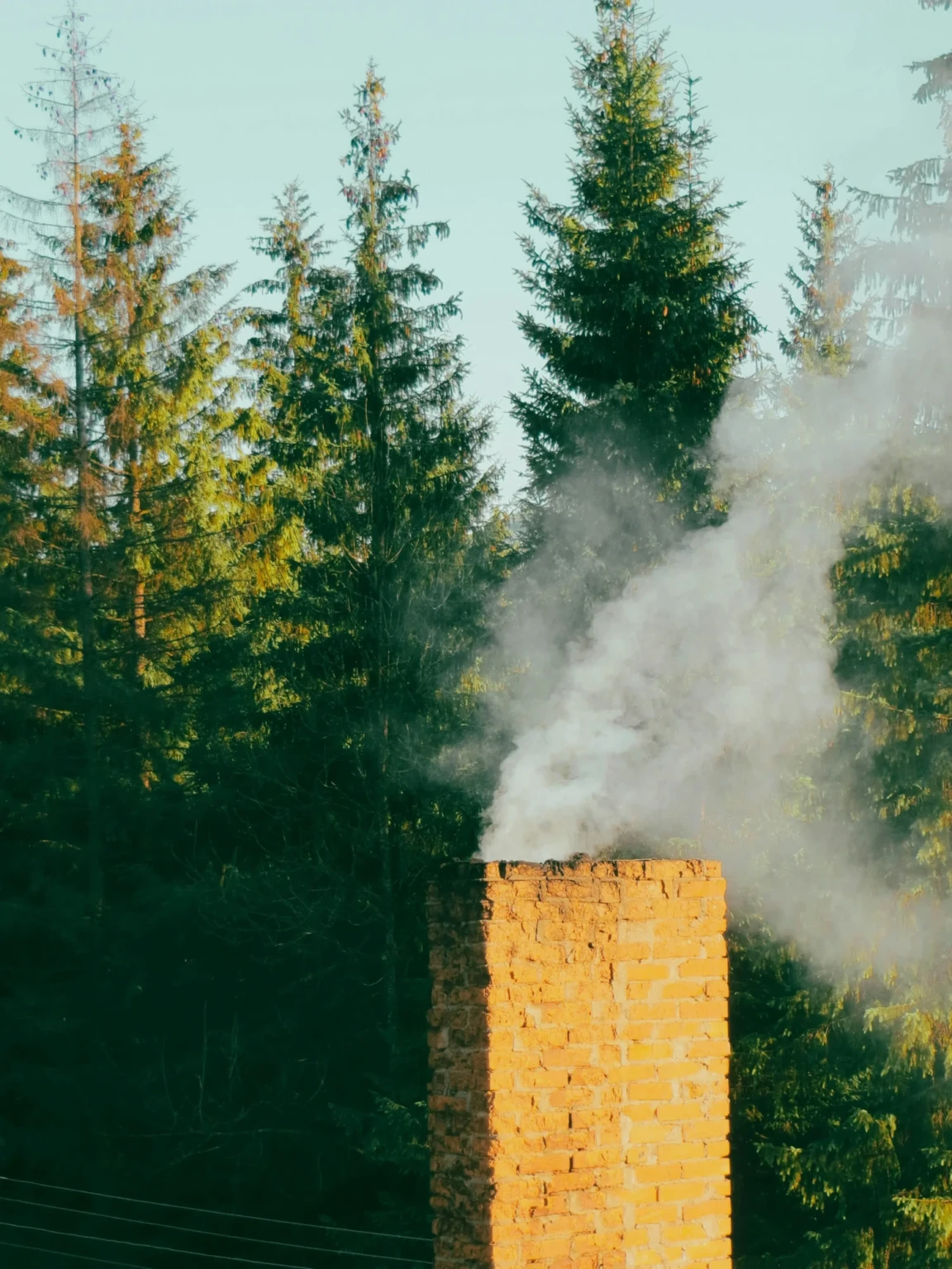 ramonage marseille professionnel pour conduit de fumée et poêle, élimination suie et bistre pour une performance optimale et sécurité garantie